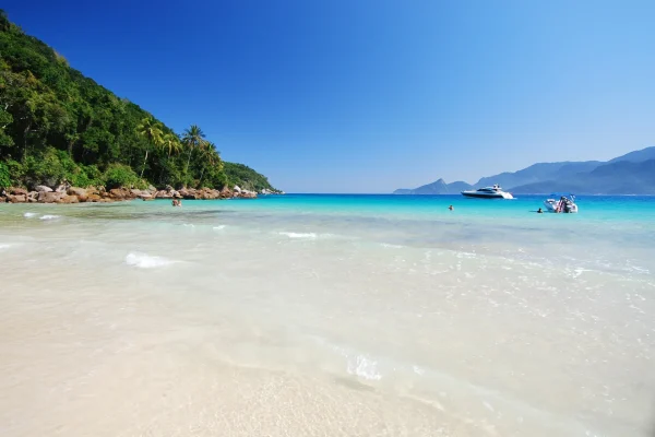 praia-de-lopes-mendes